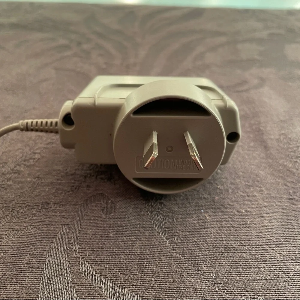 Official Genuine Nintendo AUS Wall AC Adapter Charger WAP-002 DSI/2DS/3DS